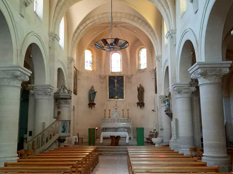 Intérieur de l'église - photo : rhinoferos